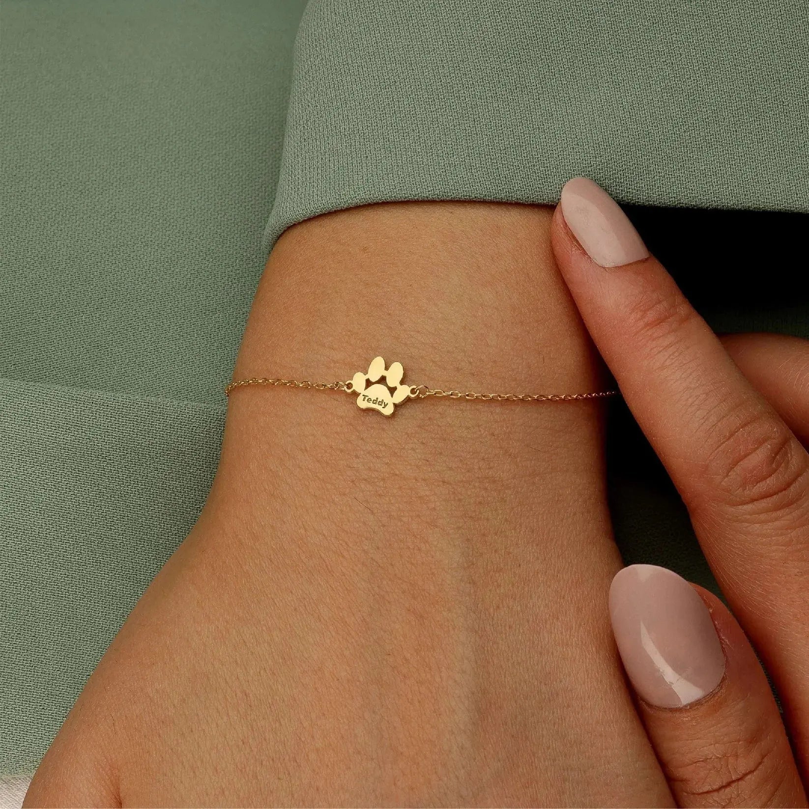 Bracelet Personnalisé avec Nom et Patte
