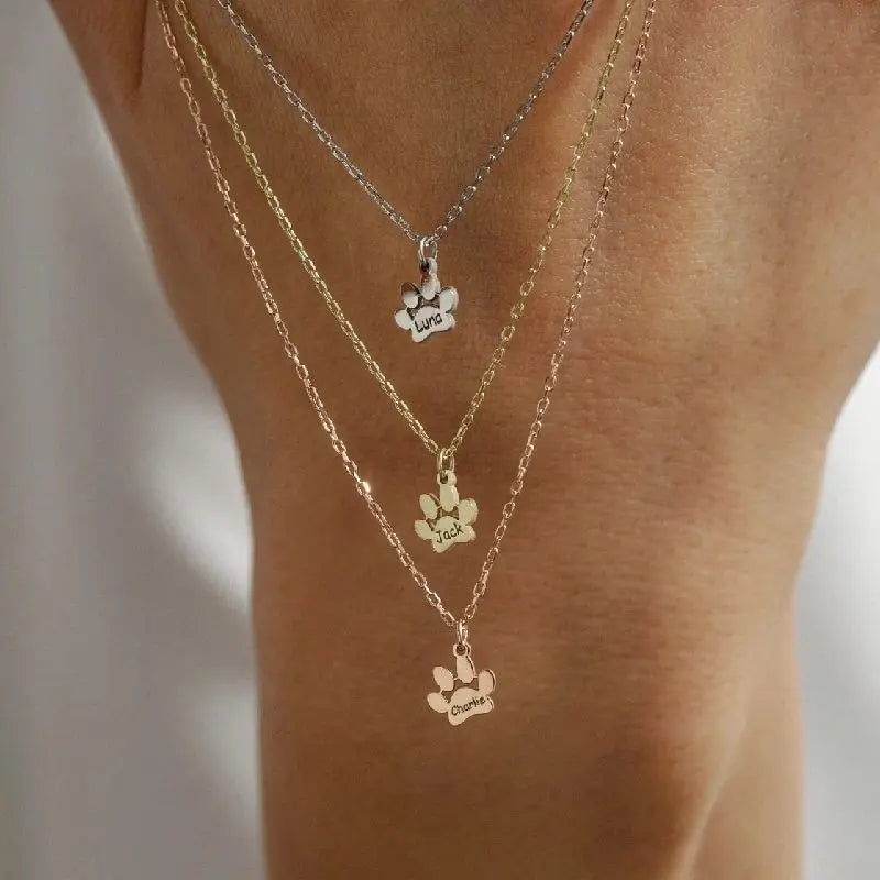 Collier Personnalisé avec Nom et Patte
