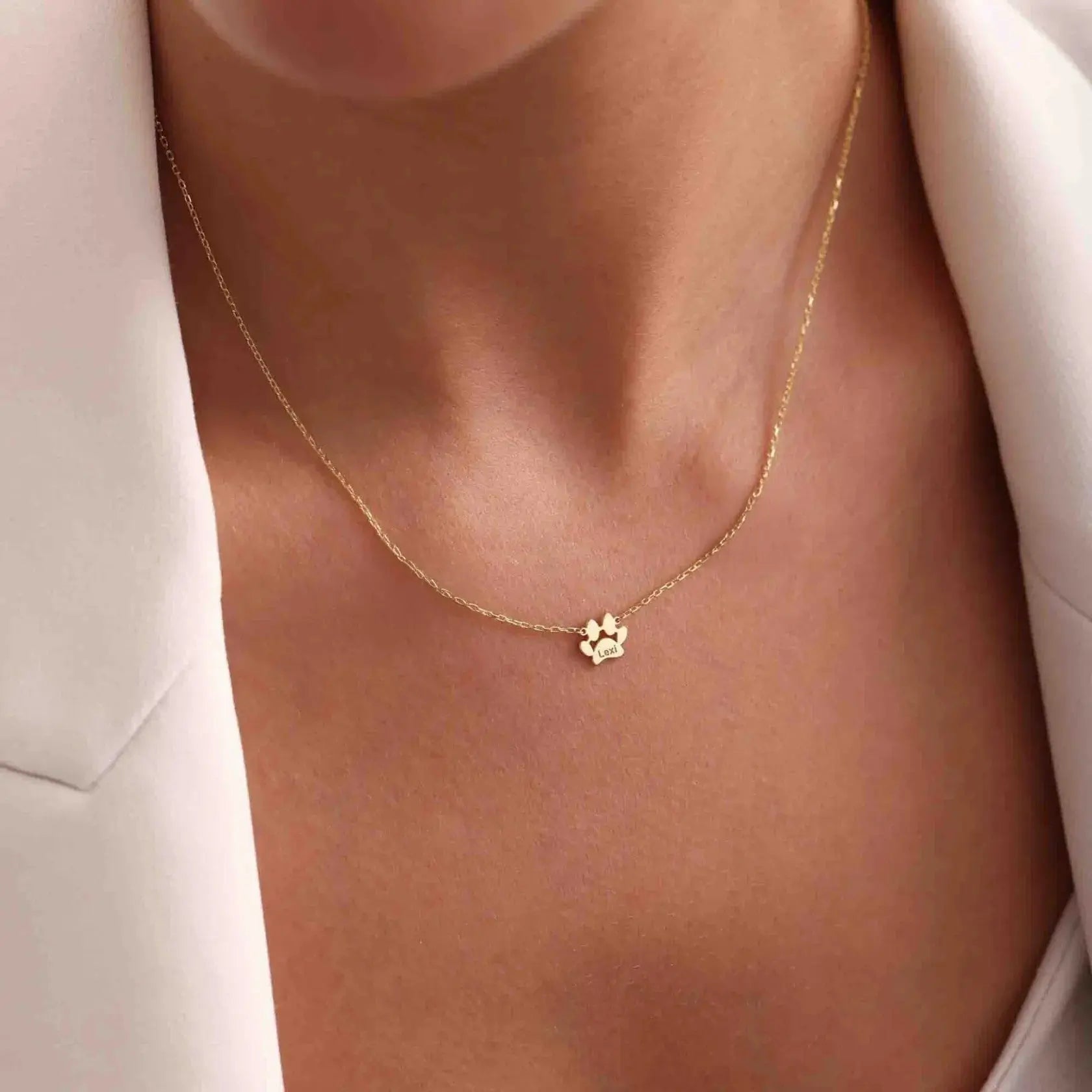 Collier Personnalisé avec Nom et Patte – Pattes Séparées